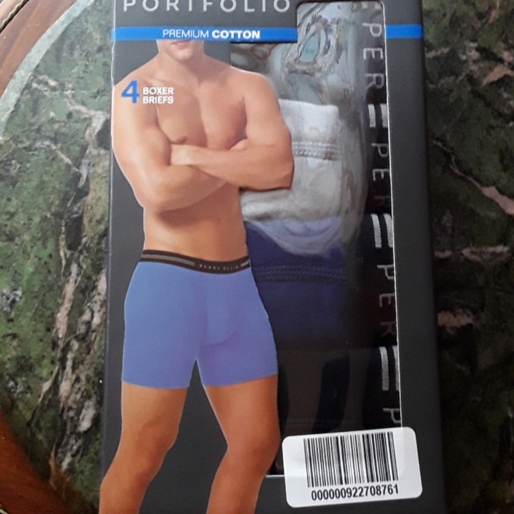Set of 4 boxer briefs M, Perry Ellis Portfolio
